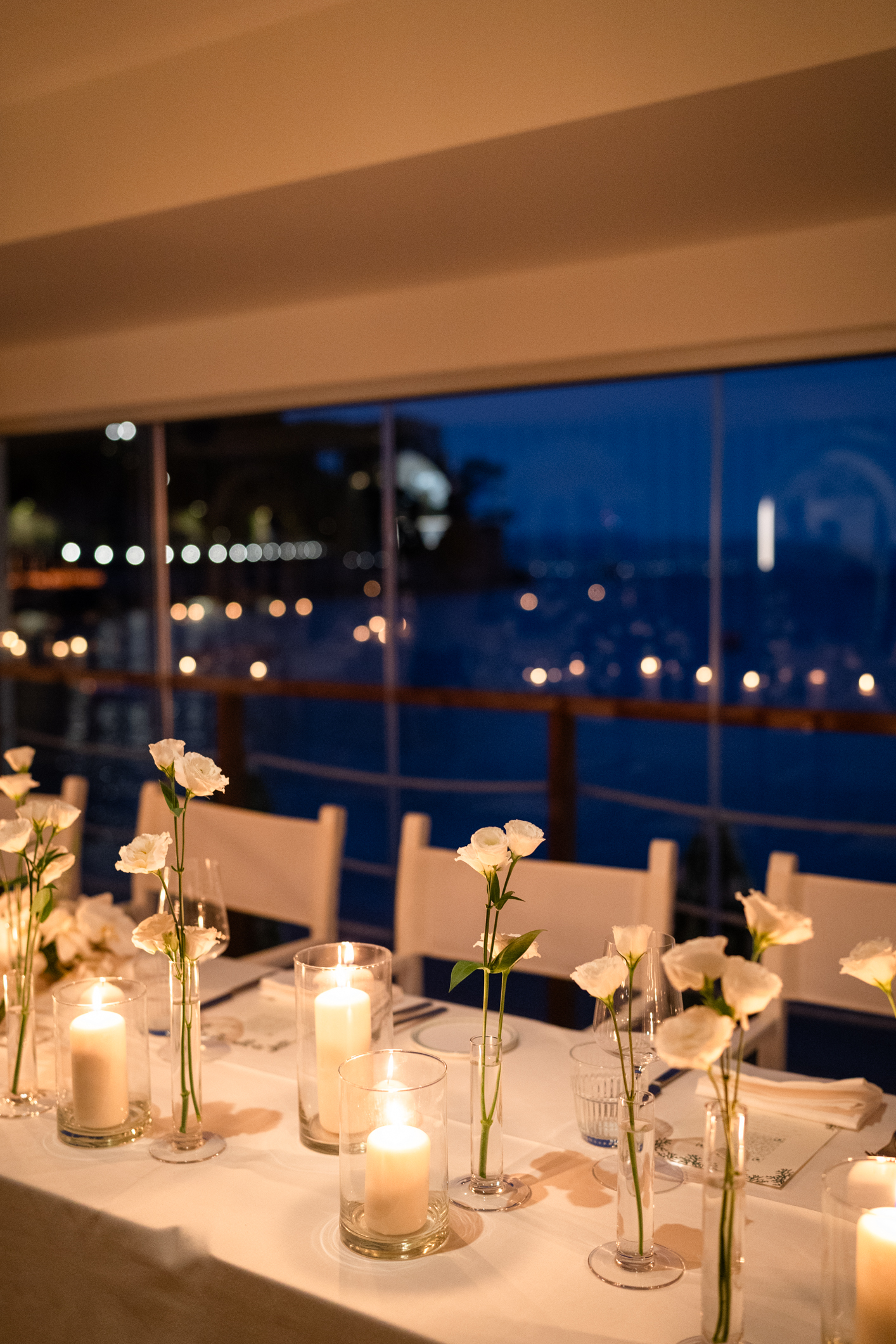 Elegant wedding in Portofino,  capturing the atmosphere of the Dolce Vita and the Italian Riviera, dinner in one of the most luxury venue in portofino, the Vesta Portofino by Dolce e Gabbana